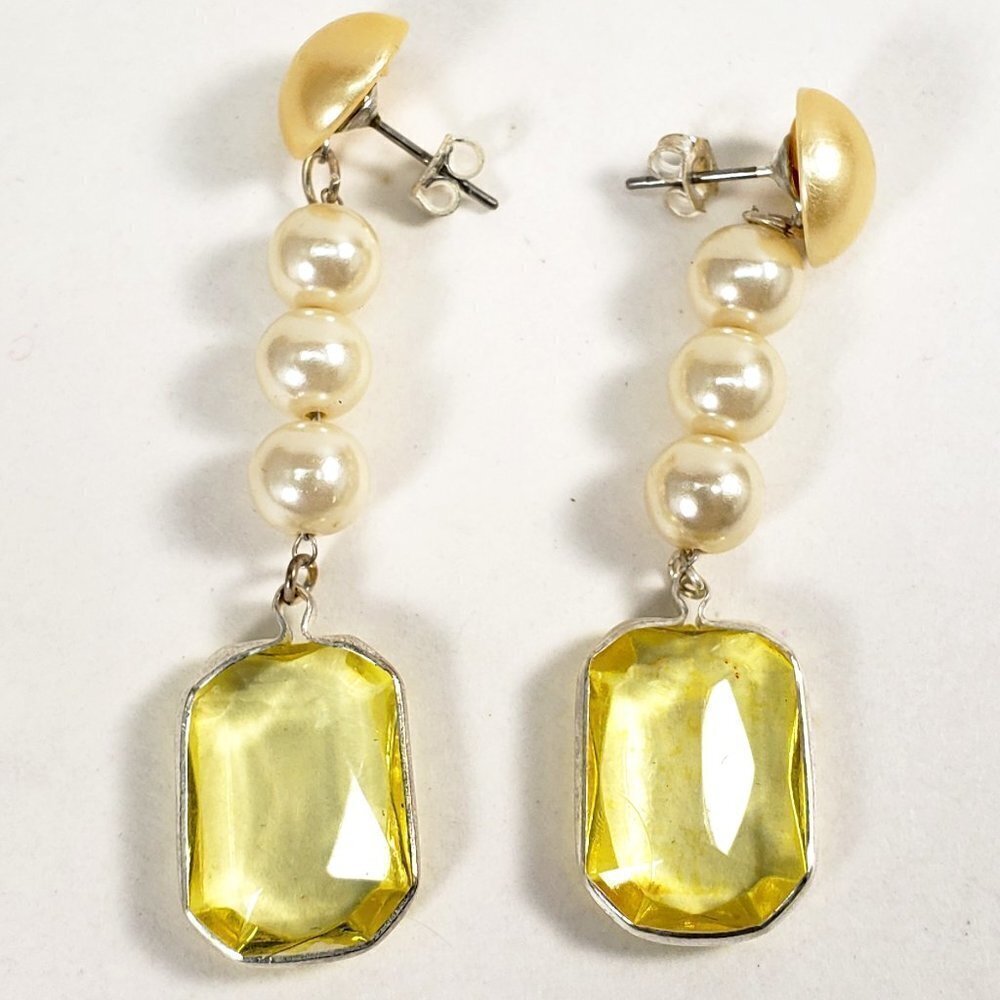 Off-White Bead Rectangular Shape Yellow Stone Post Drop Dangle Earrings - Women
